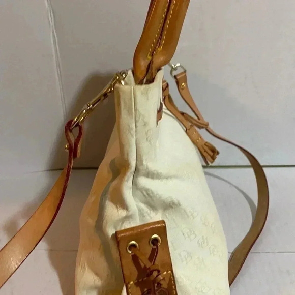 Dooney Bourke white canvas leather satchel handbag - Picture 10 of 15